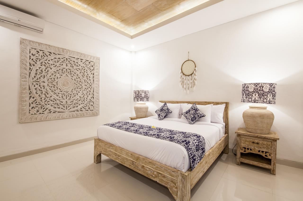 Ambermoon Villa 2 Seminyak Eksteriør bilde